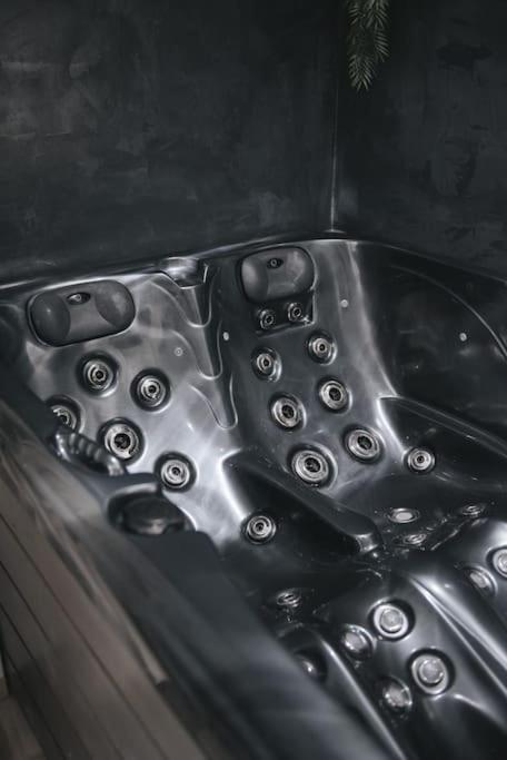 Appartement 2 Pieces Jacuzzi Brioude Exterior foto